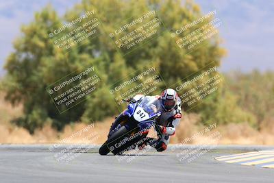 media/May-15-2022-SoCal Trackdays (Sun) [[33a09aef31]]/Turn 7 (1145am)/